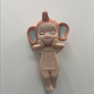 Elephant Sonny Angel Hipper!